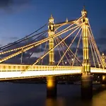 Cosy West London Flat Discover & Live London Pass The Keys